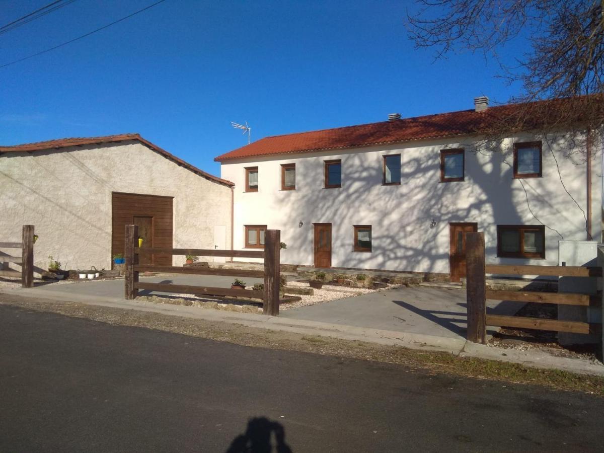 Apartmán O Labrego De Boimorto Exteriér fotografie